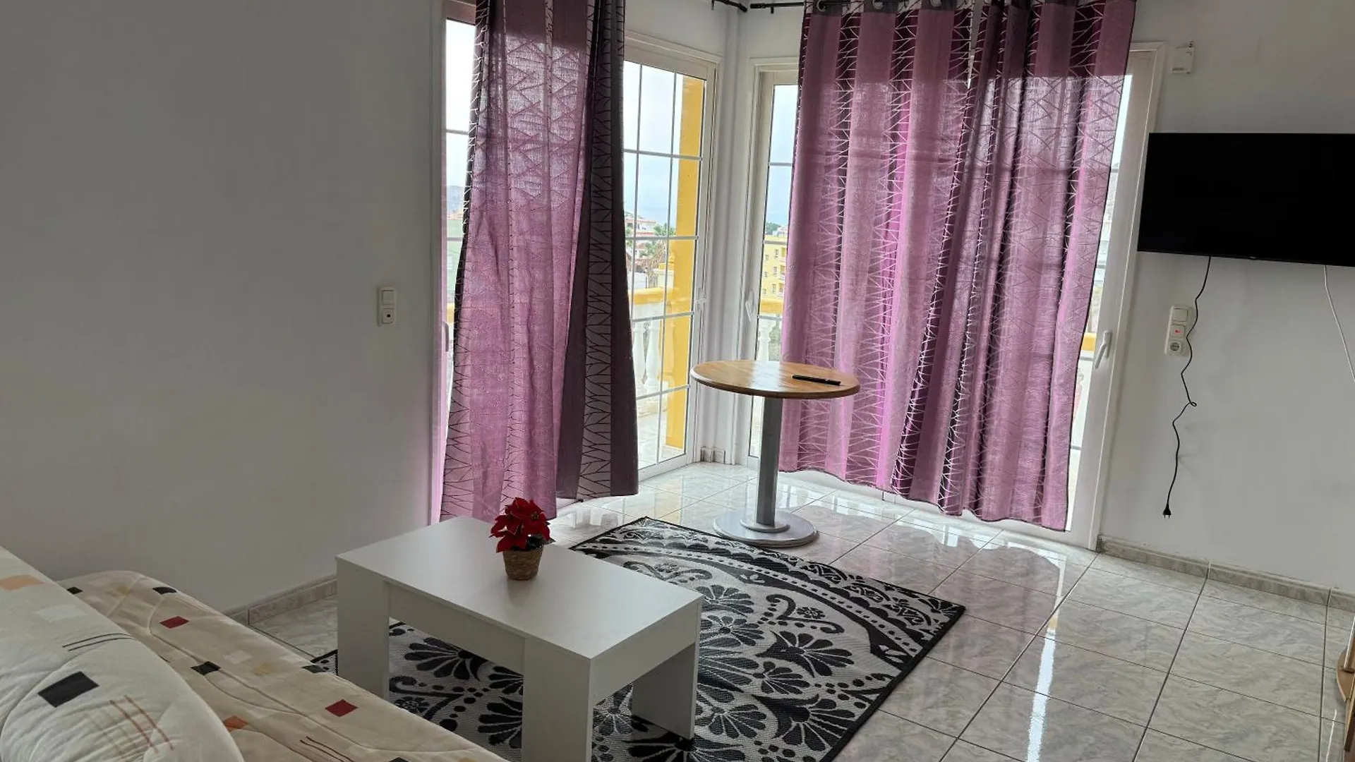 Apartment Villa Kary Arona  Spain